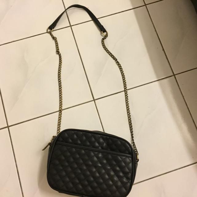 pull and bear sling bag