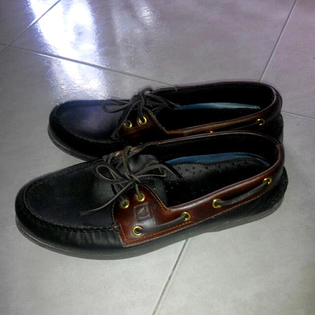sperry gold cup black