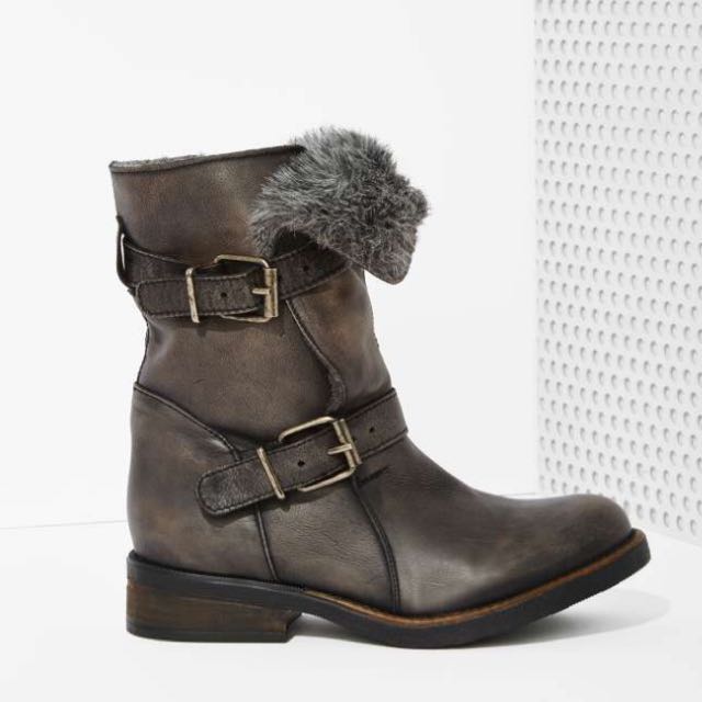 Steve madden top caveat boot