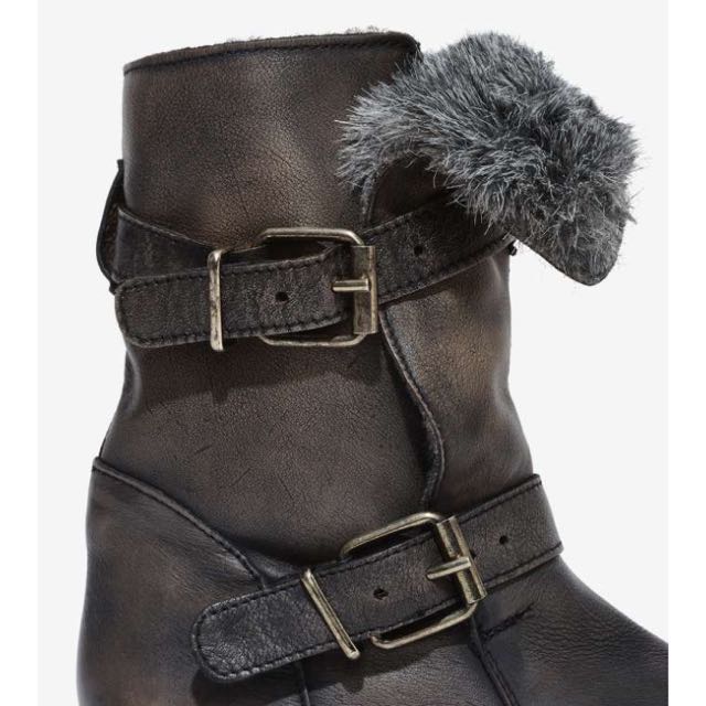 Steve Madden Caveat Leather Boots