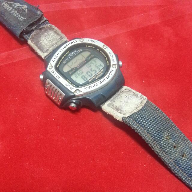 Casio Alti thermo Twin Sensor DPX 410 Watch TP097