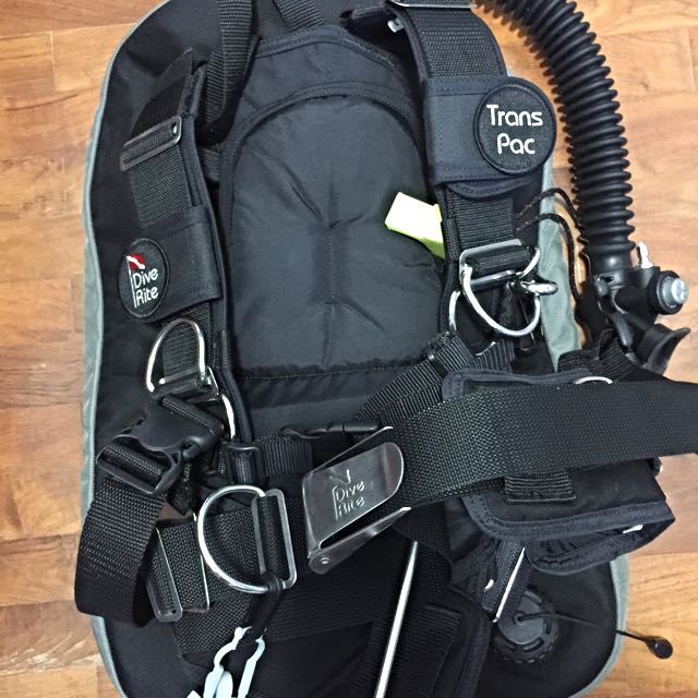 Dive rite Travel Exp Wings With TransPac Harness, Sports Equipment, Sports & Games, Water Sports