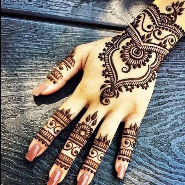 Diwali Henna Promotions Women S Fashion On Carousell