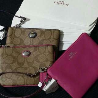 Coach Wristlet Plain Pink 