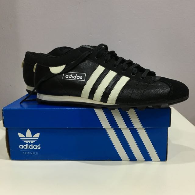 Adidas Originals - 50s Football Sneakers, Sports on Carousell