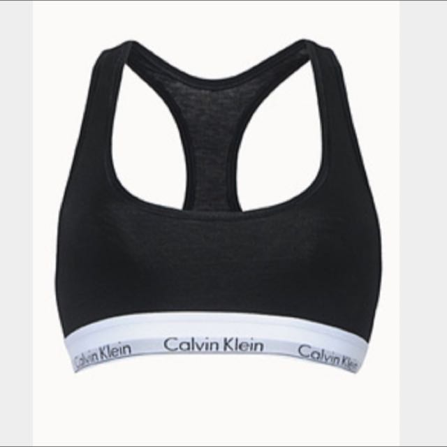 Calvin klein sports bra, Women's Fashion, New Undergarments & Loungewear on  Carousell