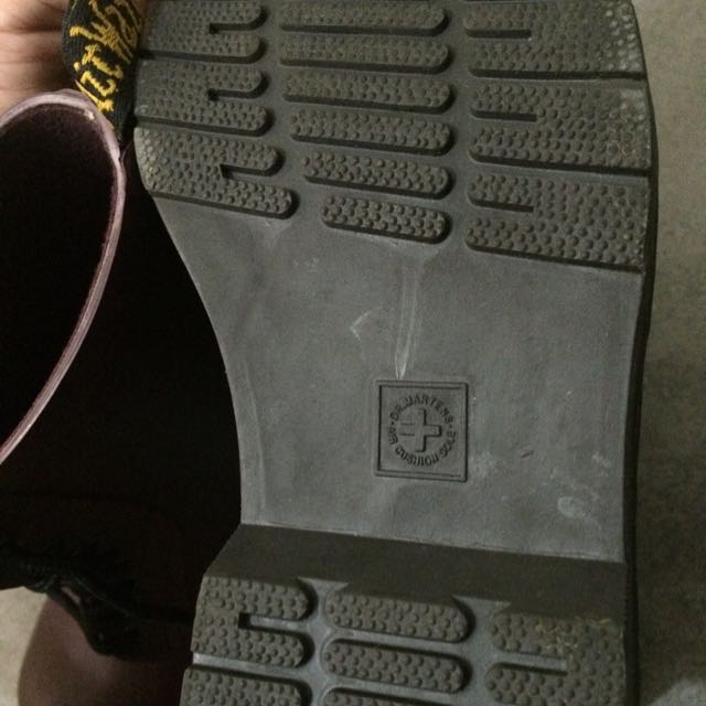 dr martens drench boots