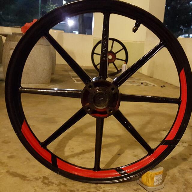 (Category: ) located in . Submitted by n.l.e (Listing ID 33512008, Image 1). Description: .