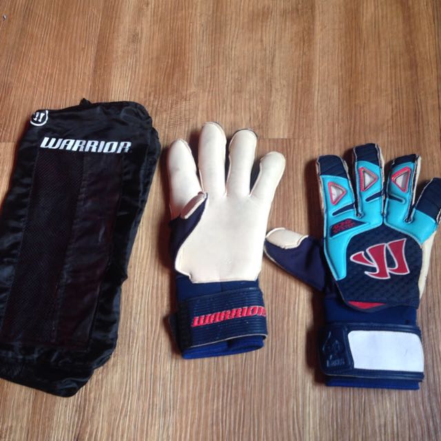 Warrior top goalkeeper gloves