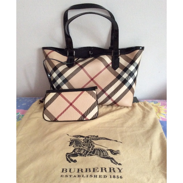 Burberry Supernova Check Tote Bag, Women's Fashion, Bags & Wallets ...