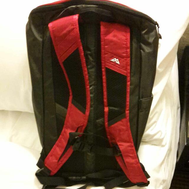 Kathmandu Dash Pack V5 20litres Bag Trail Hike Northface Sports Equipment Hiking Camping on Carousell