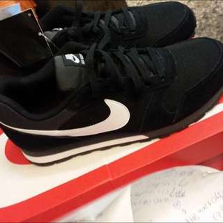 NIKE男鞋