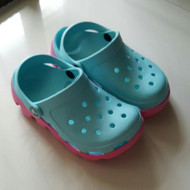 crocs duet pink