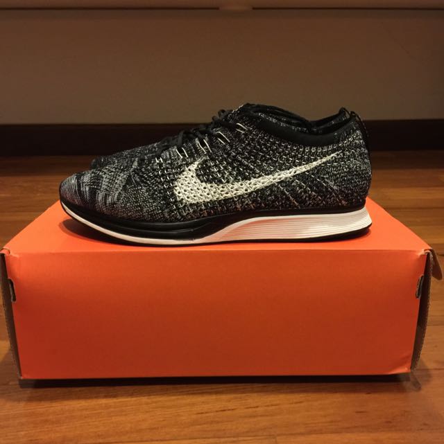 nike flyknit racer oreo online