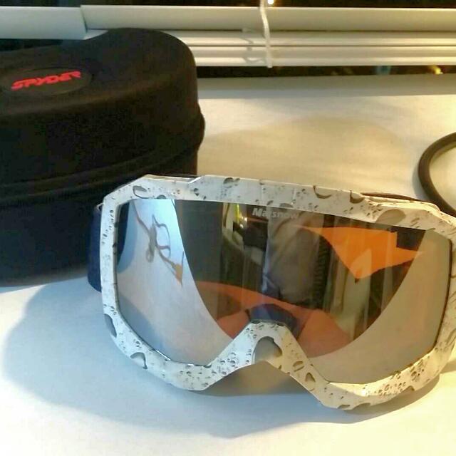 Day & Night Ski Goggle, Sports Equipment, Sports & Games, Water Sports