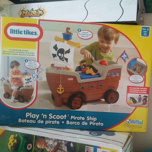 play and scoot pirate ship