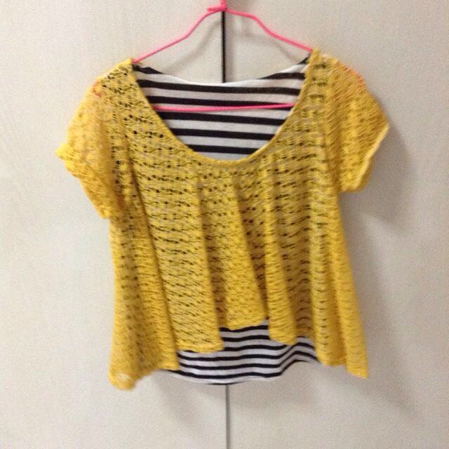 Clothes (Category: Babies & Kids Fashion) located in Singapore. Submitted by holaaaaaaa (Listing ID 34093016, Image 2). Description: .