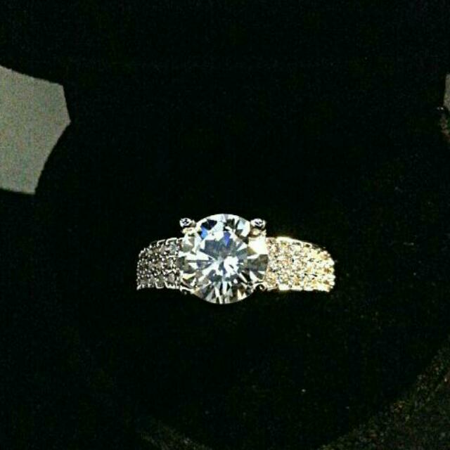 gift for wife on engagement