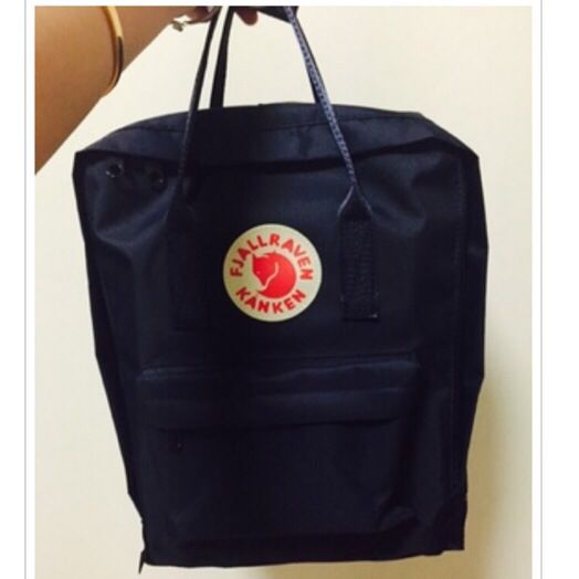 navy blue kanken