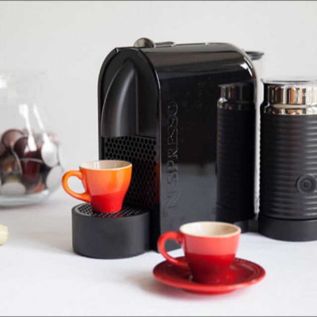Nespresso Inissia Espresso Maker with Aeroccino (in black), TV & Home
