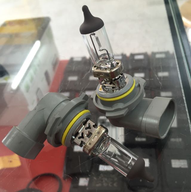 9006 Bulb Original, TV & Home Appliances, Electrical, Adaptors ...