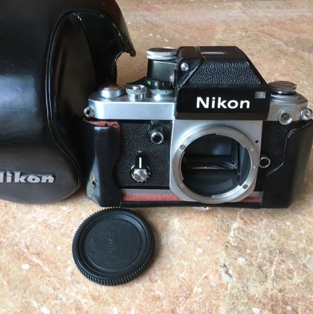 [Reserved] Nikon F2 Film Camera Body w/ Eveready Case, Photography