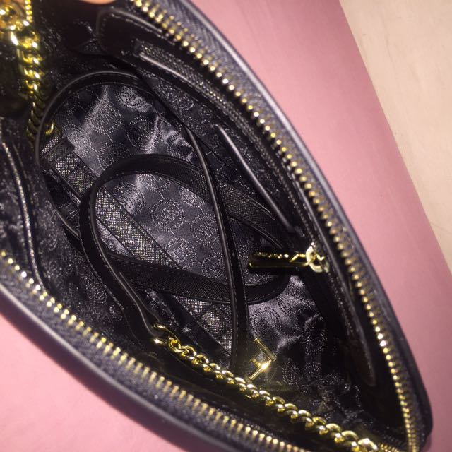 Cindy large saffiano leather crossbody black 2025