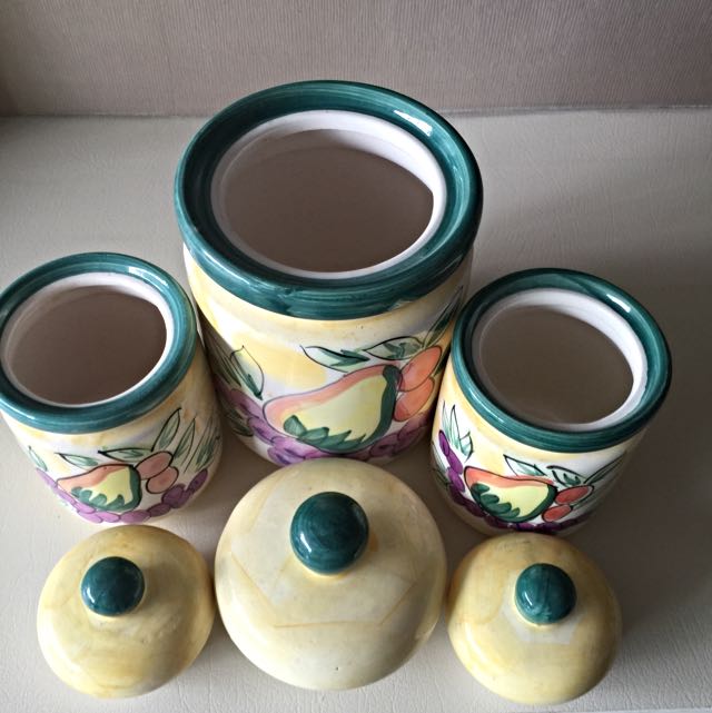 Multi Purpose Jars (Category: Other Kitchen Appliances) located in Singapore. Submitted by jopeh (Listing ID 34475176, Image 2). Description: .