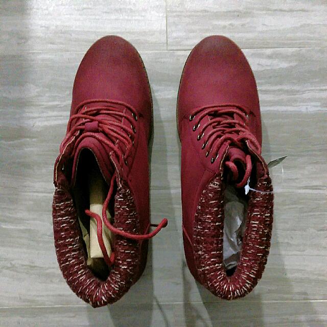 burgundy wide fit shoes