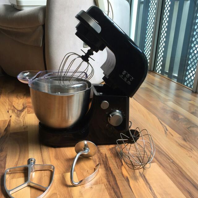 Philips Stand Mixer Hr7920 Home Appliances On Carousell