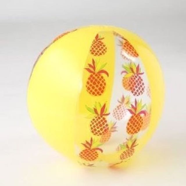 Pineapple beach top ball