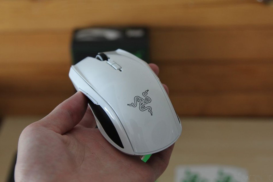 razer taipan white- Gaming Mouse, Computers & Tech, Parts 