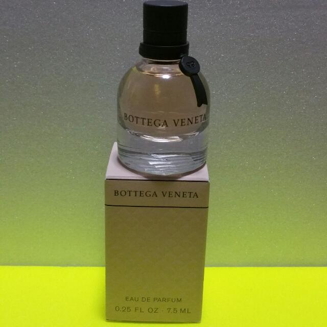 miniature shower gel