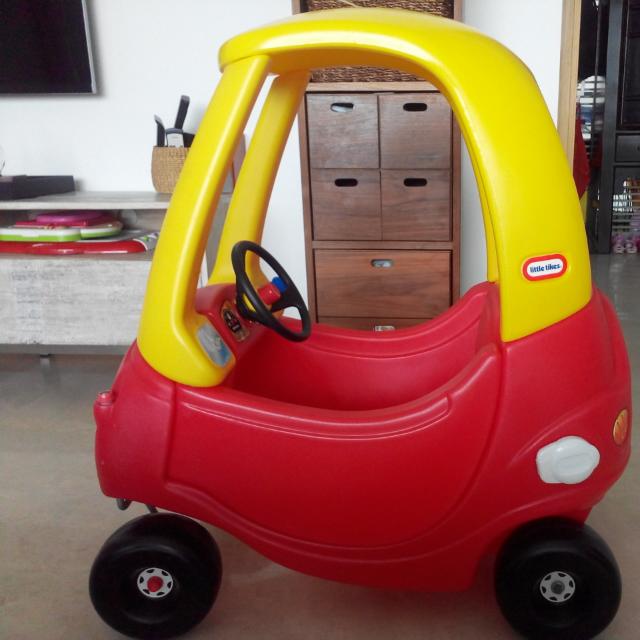 red and yellow childrens car