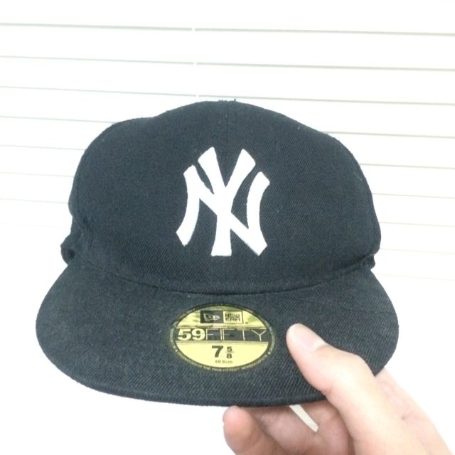 black yankees fitted hat
