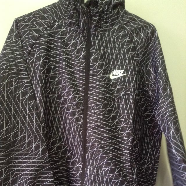 nike windrunner jacket black white