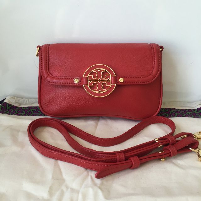 tory burch amanda crossbody bag