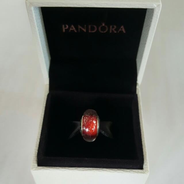 Snow white on sale pandora murano