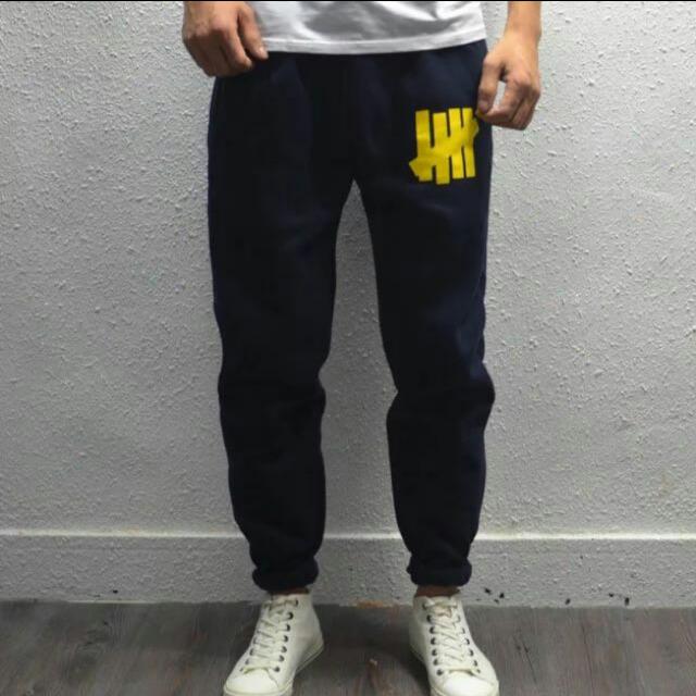 Undefeated joggers outlet