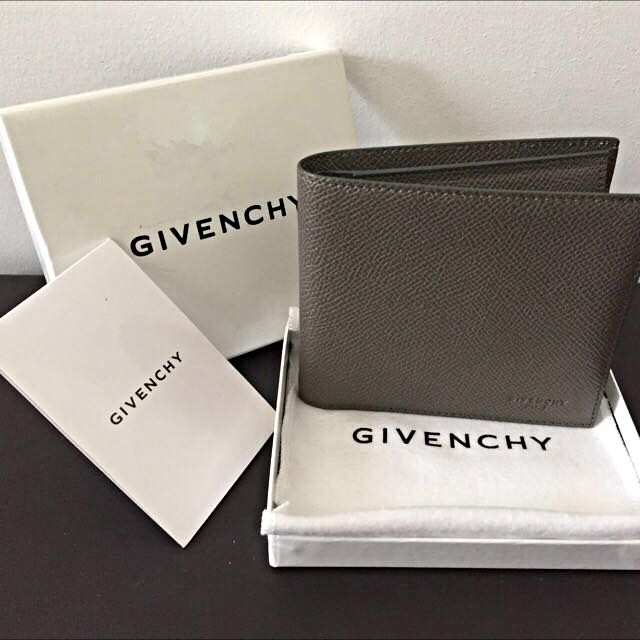 mens givenchy wallet