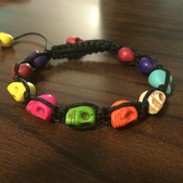 Assorted Bracelets (Category: Bracelets) located in Singapore. Submitted by popcorncats (Listing ID 34927826, Image 4). Description: .