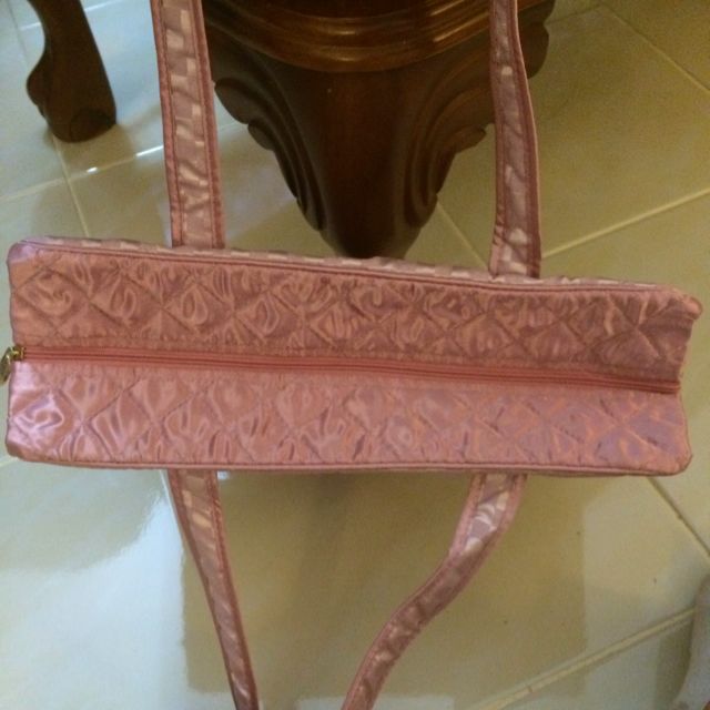NARAYA RECTANGULAR BAG ( NEW) (Category: Purses & Pouches) located in Pulau Langkawi. Submitted by glamify22 (Listing ID 34933451, Image 2). Description: .