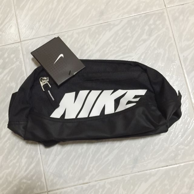 Nike Shoe Bag, Women's Fashion, Footwear, Sneakers on Carousell