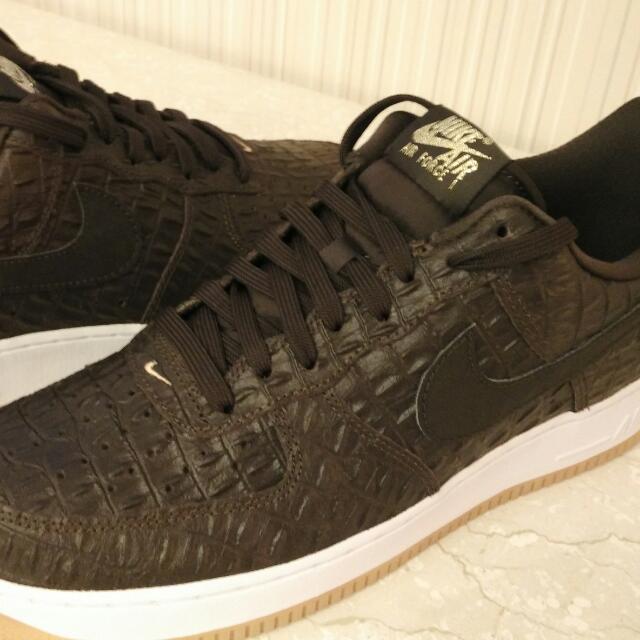 Nike Air Force 1 07' LV8 Crocs, Sports 