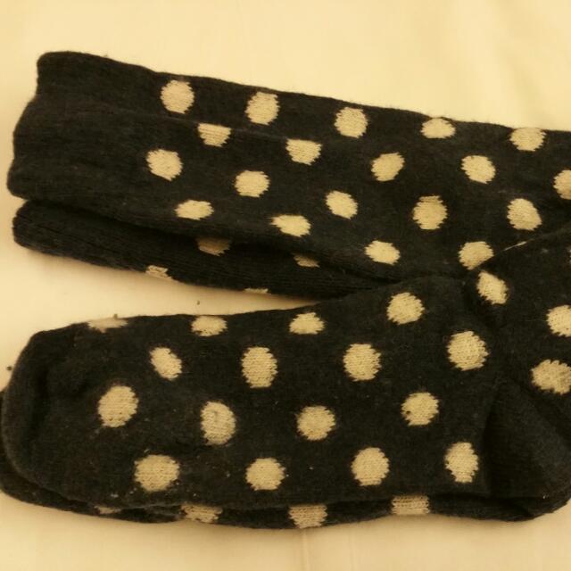 Pre Loved Authentic H M Navy Blue Polka Dotted Long Thick Winter