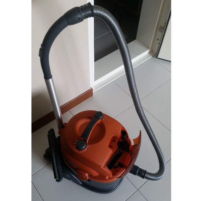 Electrolux Flexio Vacuum Cleaner, Furniture & Home Living, Bathroom & Kitchen Fixtures on Carousell