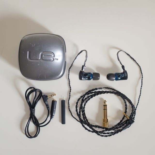 UE TF10. Ultimate Ears TripleFi 10 Noise Isolating Earphones