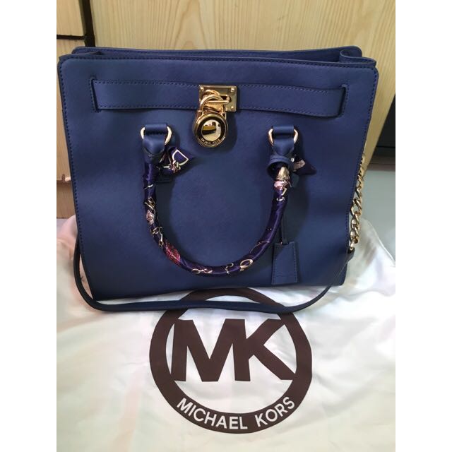 Authentic Michael Kors Hamilton Navy Blue bag (Reserved), Luxury, Bags &  Wallets on Carousell
