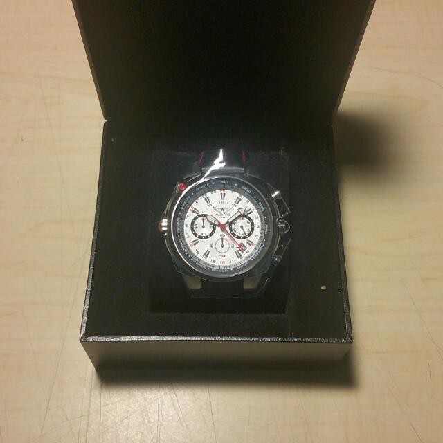 Aviator avw5839g4 shop