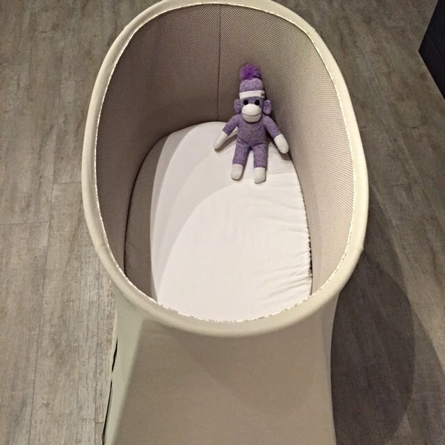 Excellent Condition Stokke® Bounce 'N' Sleep Daybed, Babies & Kids